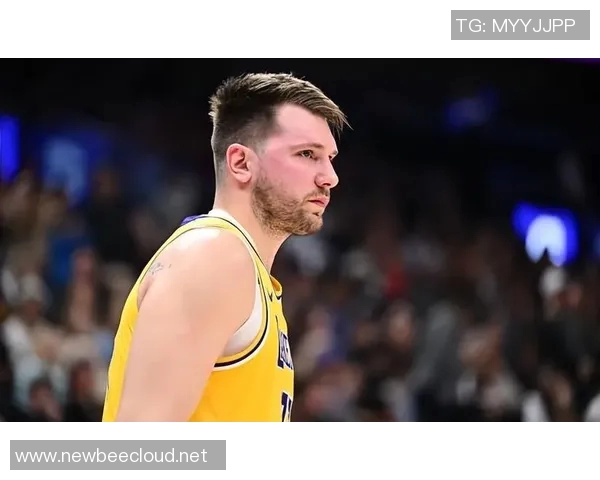 美记:浓眉在独行侠出战场次不如东契奇上赛季在湖人的30+多 美记:浓眉在独行侠出战场次不如东契奇上赛季在湖人的30+多