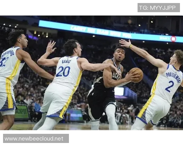 两队狂轰32记三分，雄鹿两项命中率均高于勇士，仍负于勇士